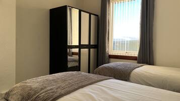 2 Schlafzimmer, Bügeleisen/Bügelbrett, WLAN, Bettwäsche