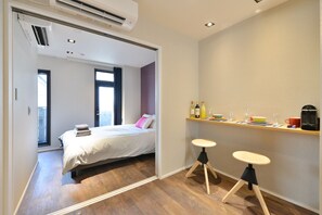 2 chambres, bureau, fer et planche à repasser, Wi-Fi gratuit