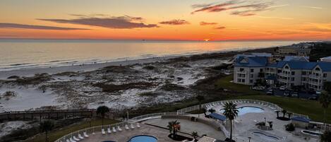 Indoor pool, outdoor pool