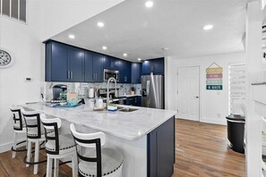Coffee/tea maker, fridge, microwave, oven - Once Upon a Tide Home with Hot Tub & Fire Pit (Ponte Vedra Beach)