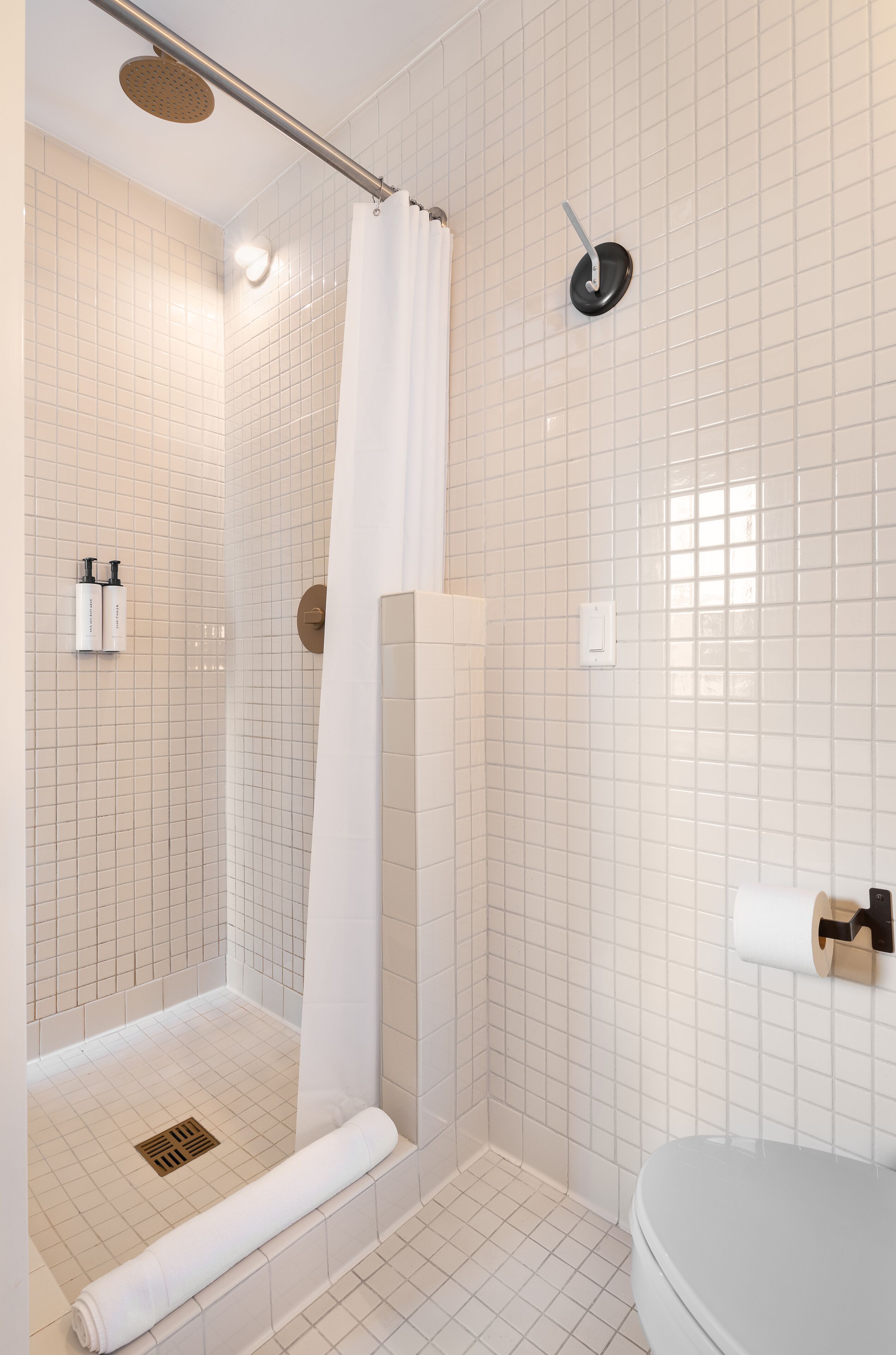 Photo - UNTITLED at 3 Freeman Alley