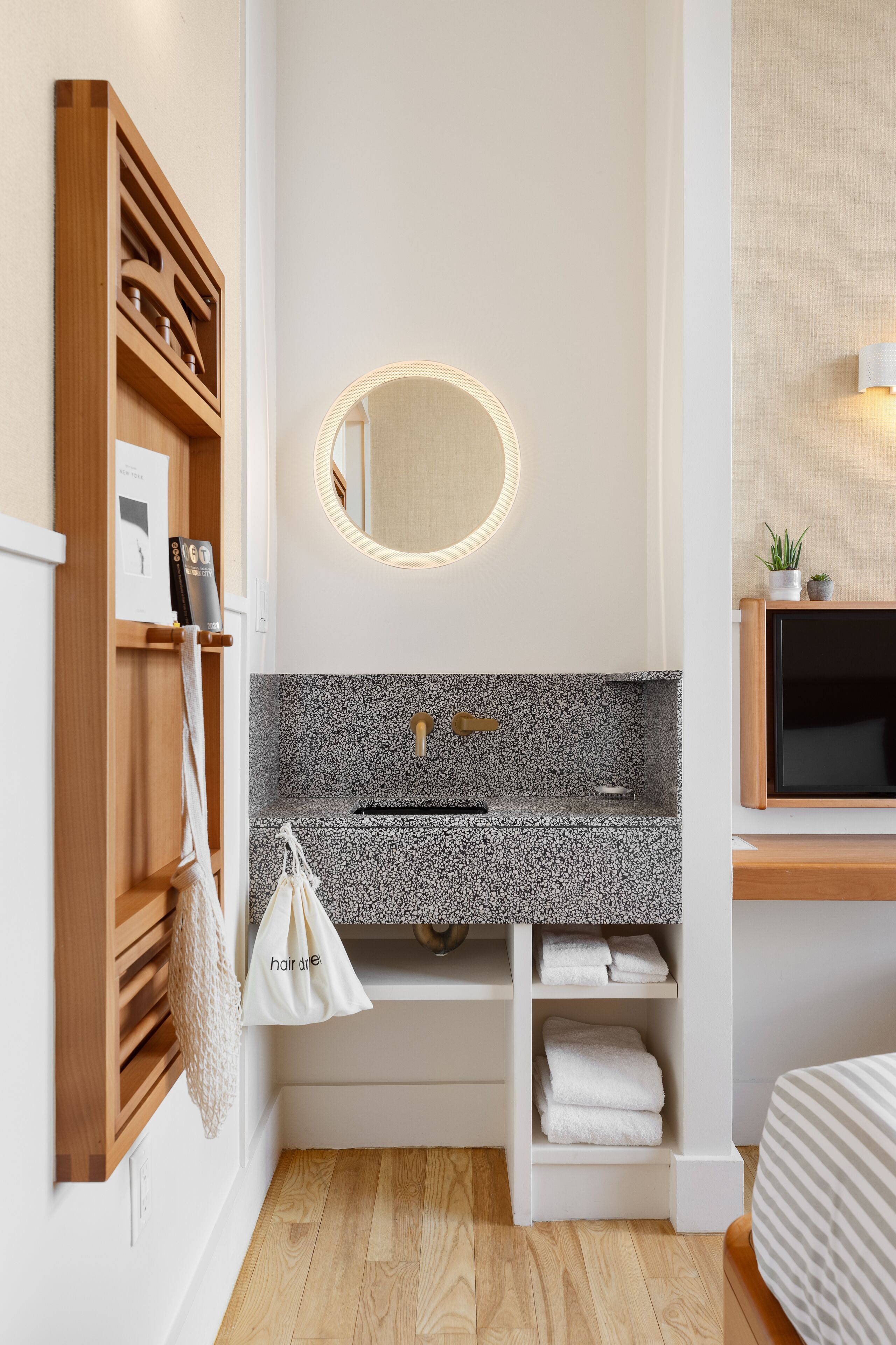 Photo - UNTITLED at 3 Freeman Alley