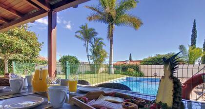 Ocean-View Villa ★ Private Pool and Garden