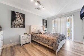 5 habitaciones, tabla de planchar con plancha y wifi gratis 