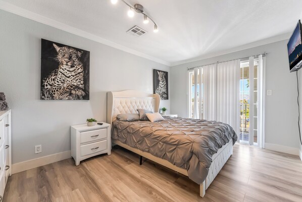 5 bedrooms, iron/ironing board, free WiFi, bed sheets