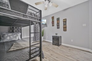 4 habitaciones, wifi gratis y ropa de cama 