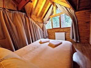 2 室のベッドルーム、WiFi、ベッドシーツ