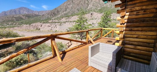 Cabin by the Mendoza River