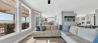 Entire Clarksburg House · Vineyard Vistas: Sip, Stay, and Soak In Luxury