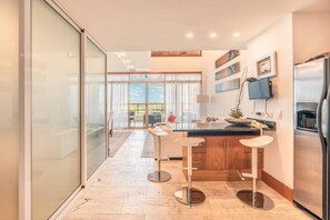 Apartment | Private kitchen - Modern 2br-apartment w Golf View at Casa de Campo (La Romana)