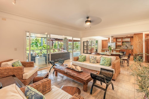 Private Terrace 3BR 6 Guests Beach Access