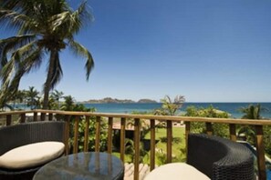 House | 7 bedrooms - Playa Potrero - Beachfront Villa big Private Pool Bella Catalina (Tempate)
