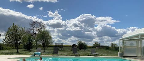 Innenpool, Außenpool