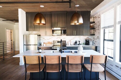 Modern Downtown McCall 2 Bed/2 Bath Condo