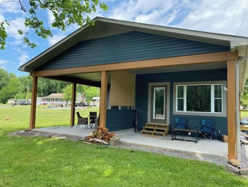 1BR on Watauga River near Watauga Lake