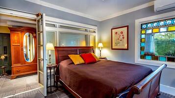 1 bedroom, desk, iron/ironing board, free WiFi