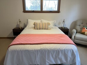 3 Schlafzimmer, Schreibtisch, Bügeleisen/Bügelbrett, kostenloses WLAN