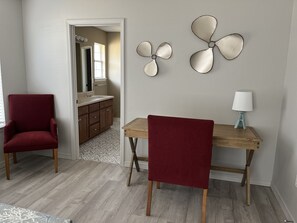 Interior - SeaSide ReTreat~ 2.9 miles to Navarre Beach (Navarre)