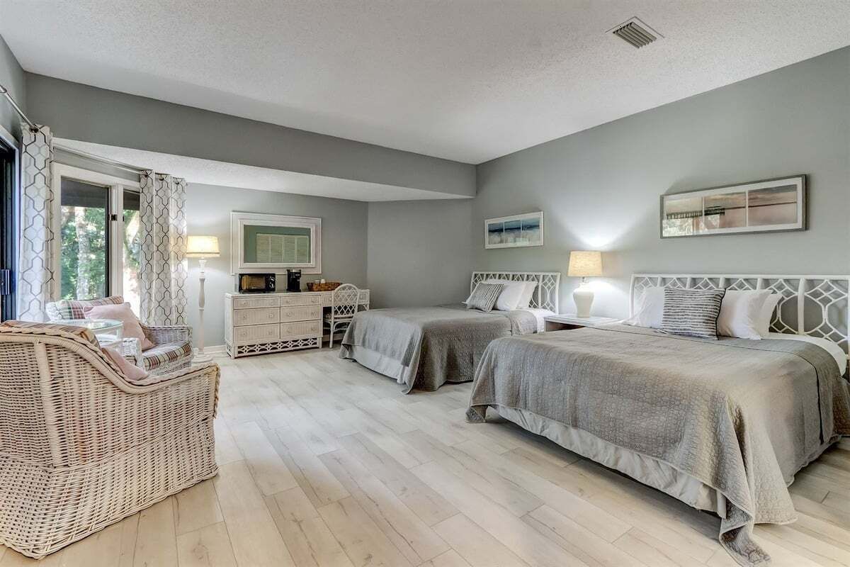 1 bedroom, iron/ironing board, WiFi (free), bed sheets