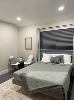 1 bedroom, in-room safe, iron/ironing board, travel cot - One Bedroom Balcony Suite (Nassau)