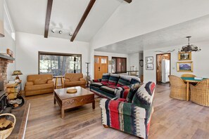 Smart TV, fireplace, books