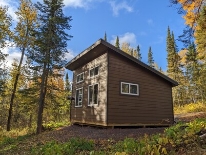 Woodsy Personal Retreat Cabin - "Gratitude"