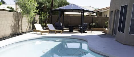 Piscine extérieure