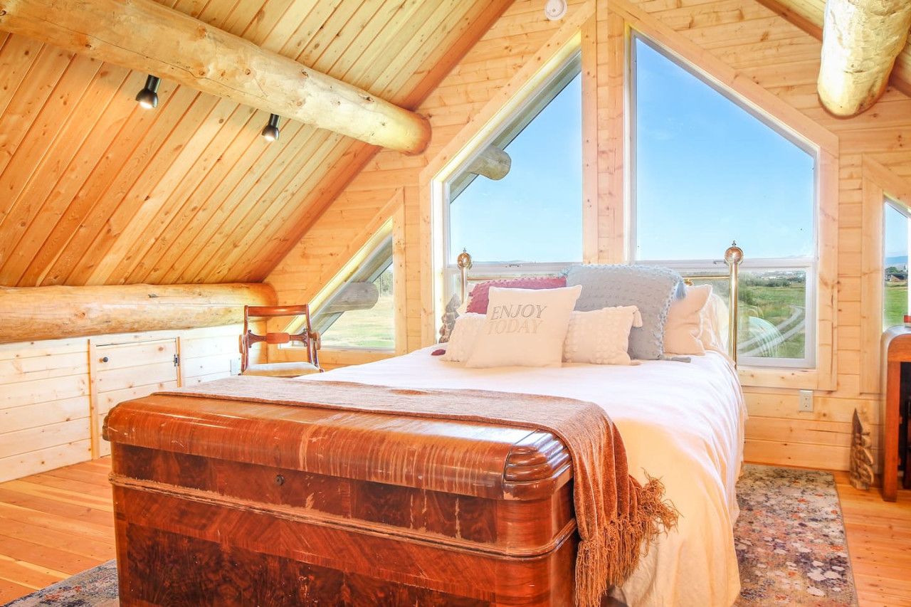 1 bedroom, WiFi (free), bed sheets