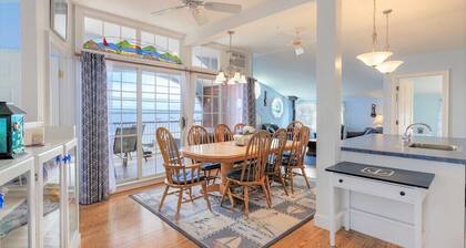 Penthouse - Private Balconies - Beach and Water Views