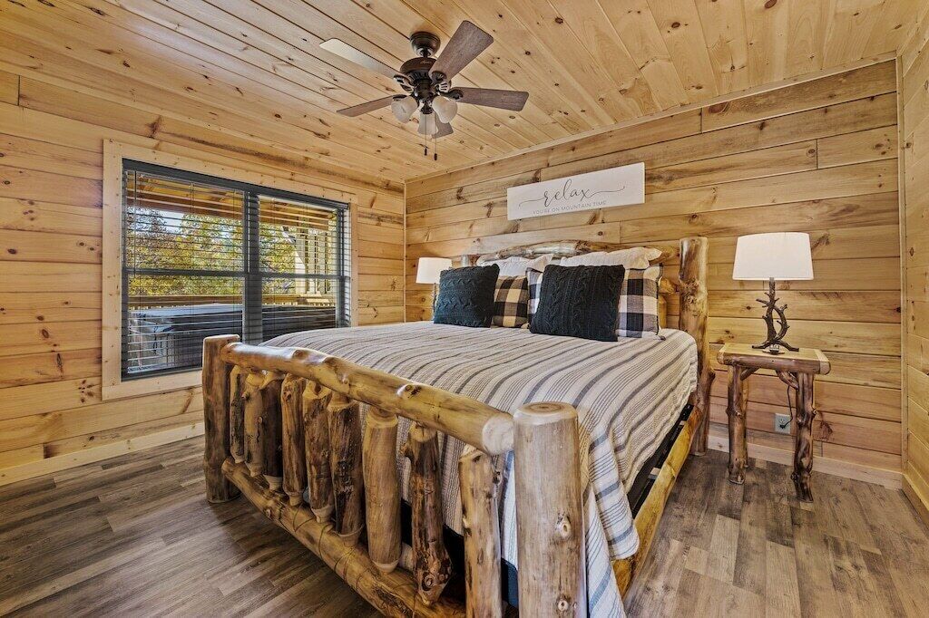 3 bedrooms, iron/ironing board, travel crib, free WiFi