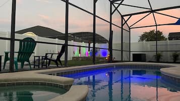 Piscine extérieure, piscine chauffée