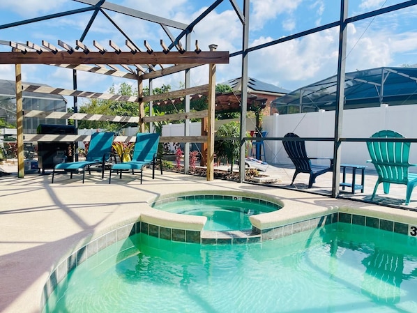 Outdoor pool, a heated pool