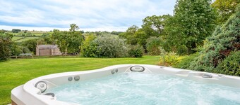 Tinkers Folly - Luxury Cottages