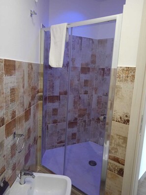 Dusche, Bidet