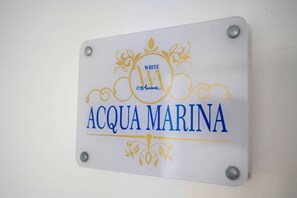 Immagine non classificata, 4 di 13, pulsante