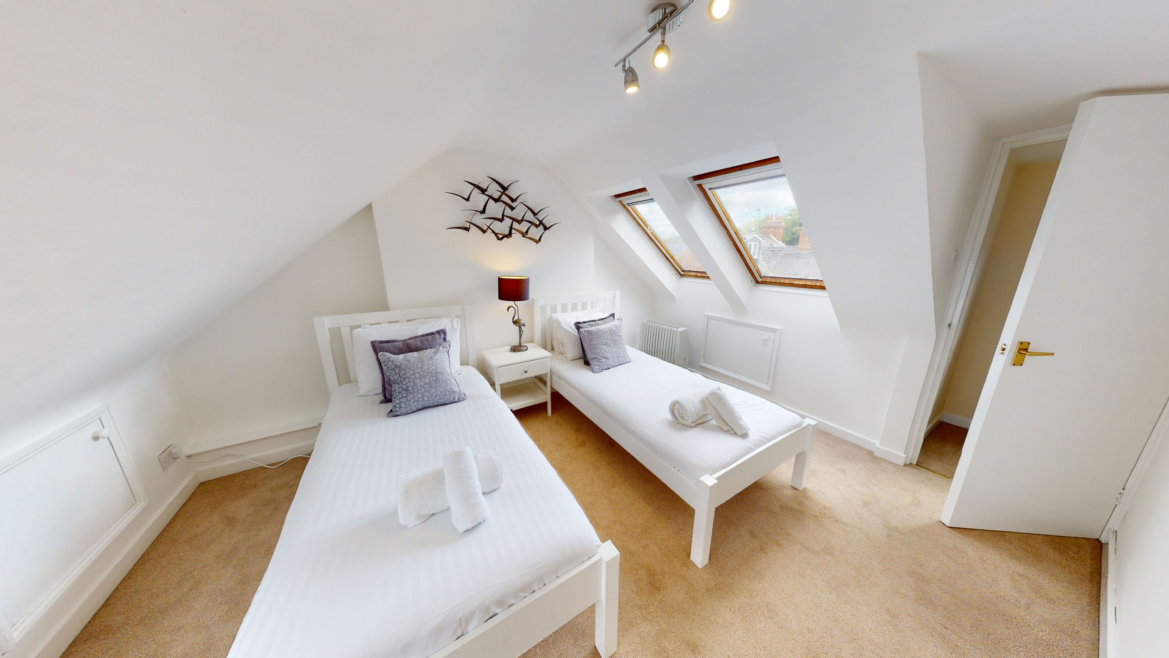 3 bedrooms, desk, iron/ironing board, WiFi