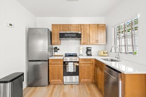 Fridge, microwave, oven, dishwasher
