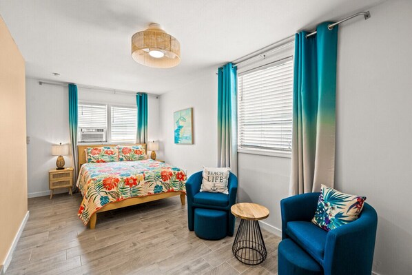 2 bedrooms, desk, iron/ironing board, travel cot