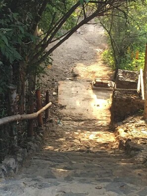 Enceinte de lâhĂ©bergement