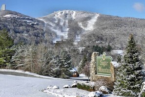 Exterior - Walk to Ski Resort! Sugar Mtn Haven w/ Lake Views (Sugar Mountain)