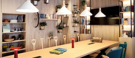 Coin salon dans le hall