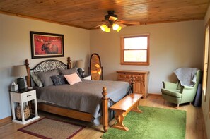 4 habitaciones, escritorio, wifi gratis y ropa de cama
