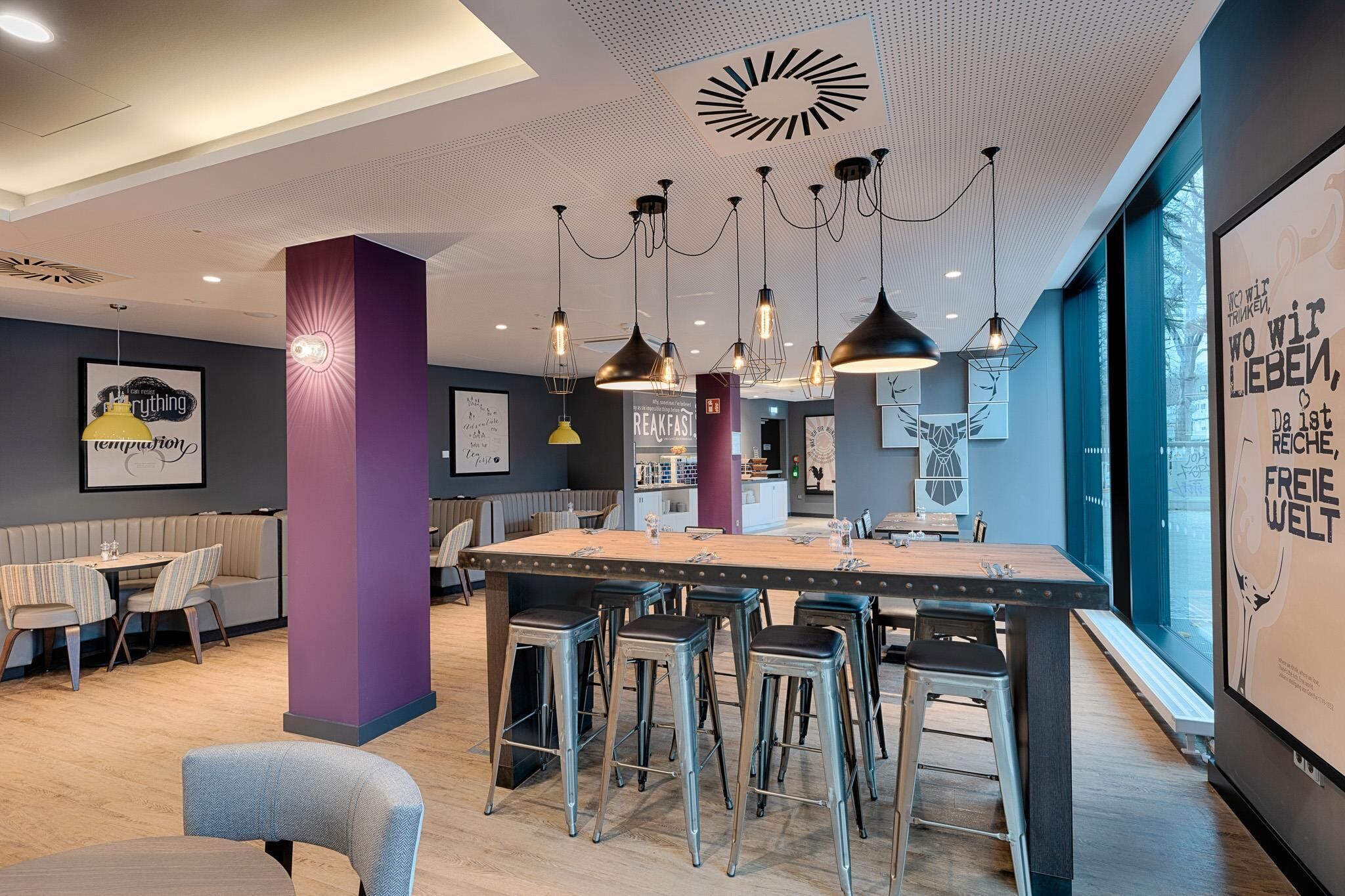 Bar lounge