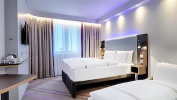 Standard Triple Room | Soundproofing, bed sheets