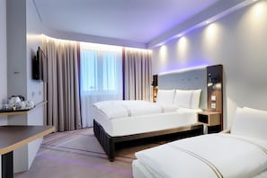 Standard Triple Room | Kalis bunyi, cadar katil 