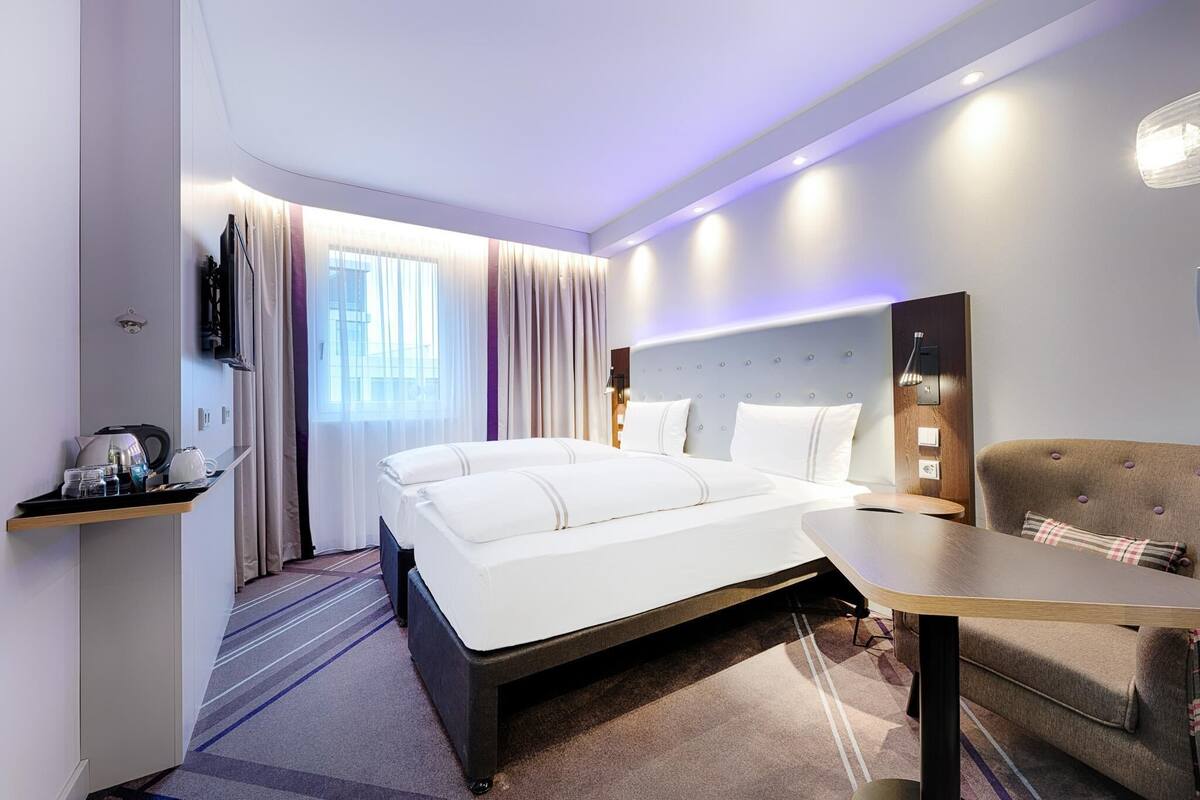 Standard Double or Twin Room | Soundproofing, bed sheets