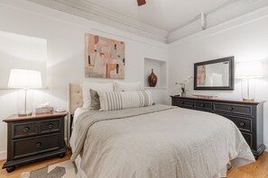 1 quarto, escrivaninha, berço de viagem, Wi-Fi