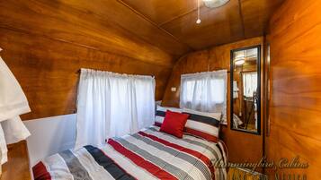 4 bedrooms, free WiFi, bed sheets