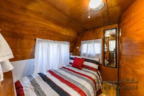 4 bedrooms, free WiFi, bed sheets