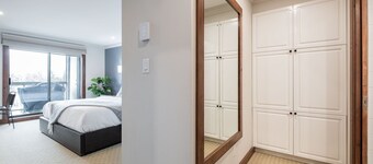 Spacious | Pet friendly | Shared Hot Tub | BBQ